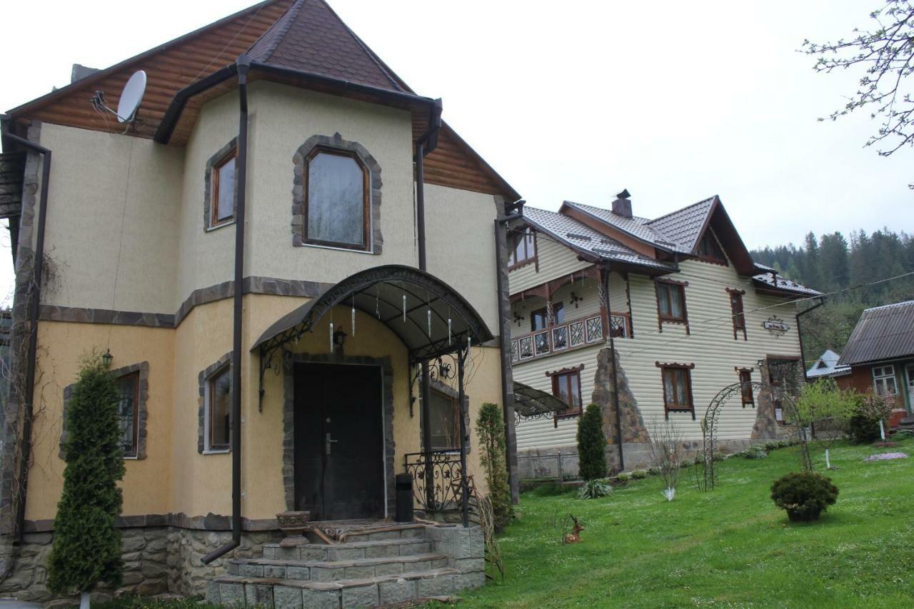 Золото Карпат Villa Yaremche Eksteriør billede